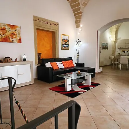 Casa Vacanze Salandra Tatil Evi