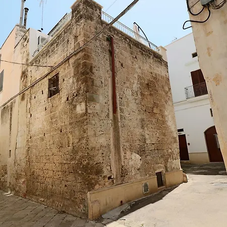 Casa Vacanze Salandra Tatil Evi